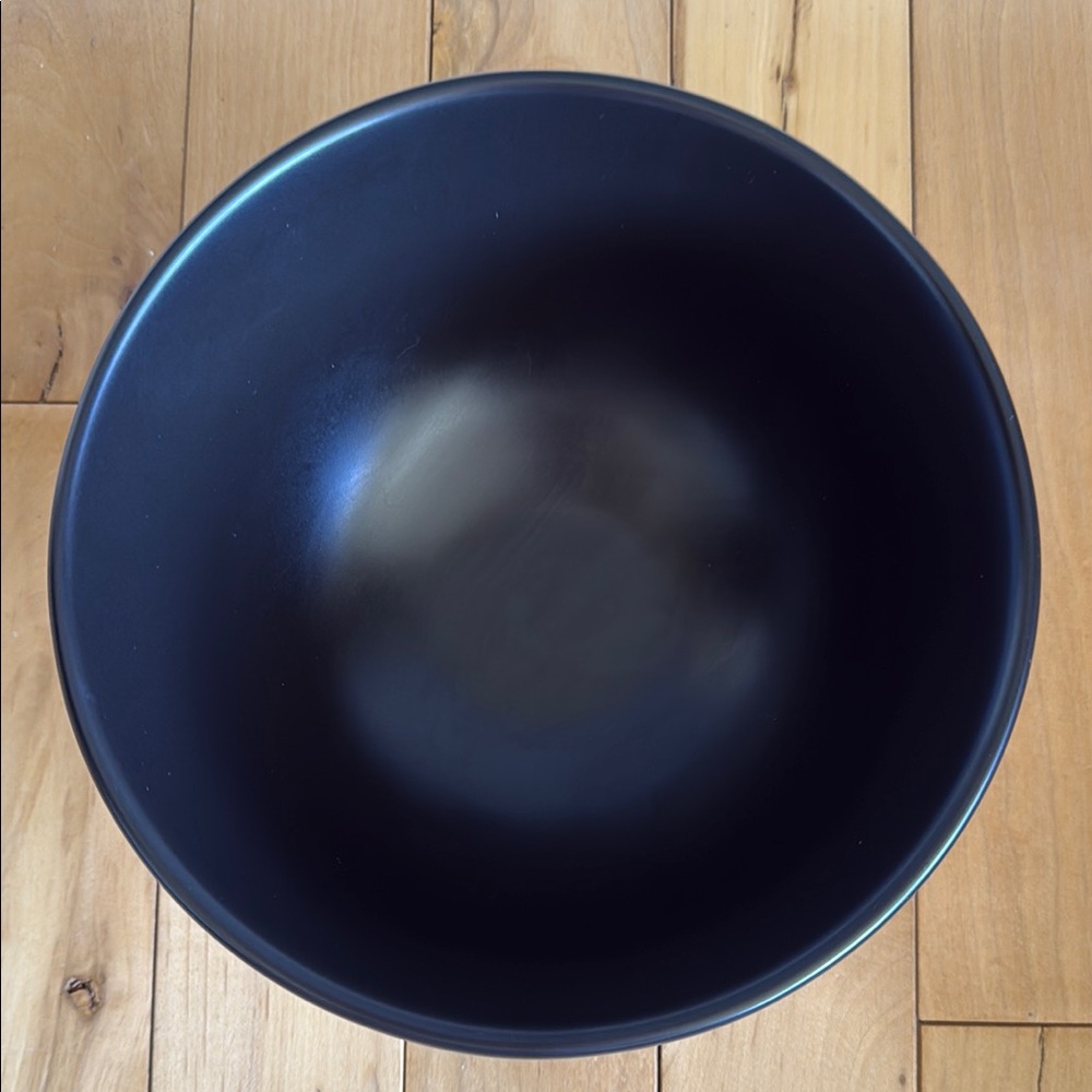 Rae Dunn Ceramic Dancing Skeleton Themed Mixing Bowls Set - Picture 6 of 7
